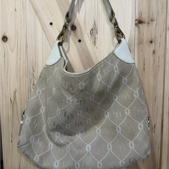 Dooney & Bourke monogram canvas shoulder handbag - Picture 2 of 7